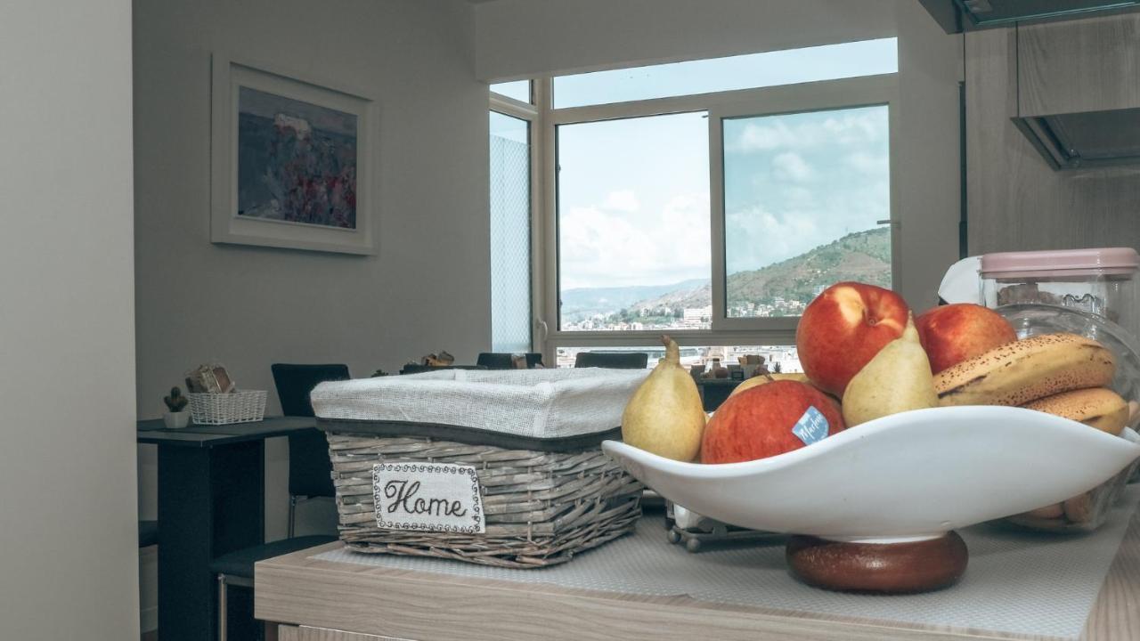 Guesthouse Aschenez Reggio di Calabria Dış mekan fotoğraf
